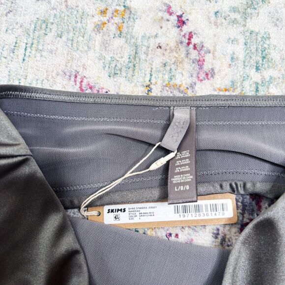 SKIMS Shine Spandex Jersey Gray Bandeau Set - Picture 3 of 8